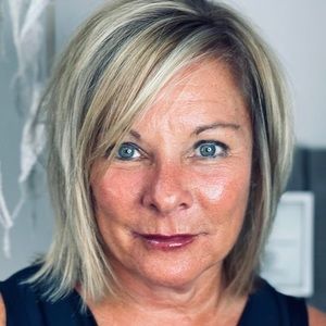 Meet your Posher, Lori